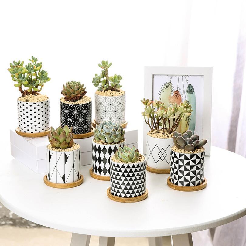 Stylish Ceramic Flowerpot Perfect for Indoor Plants & Home Decor