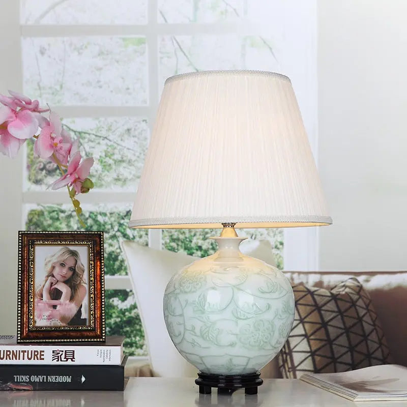 Porcelain Vintage-Chic Table Lamp Awesome Markeplace
