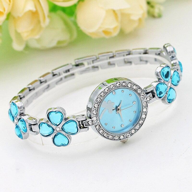 Elegant Simple Butterfly Design Dial Design Ladies Watches Awesome Markeplace