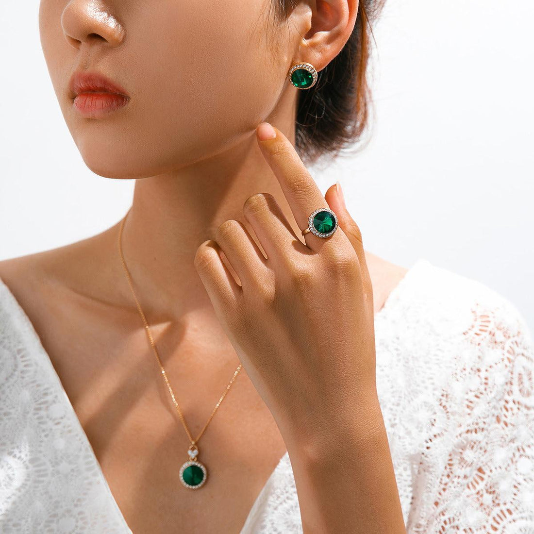 Fashion Simple Water Brick Round Emerald Jewelry Suit - Awesome Marketplace