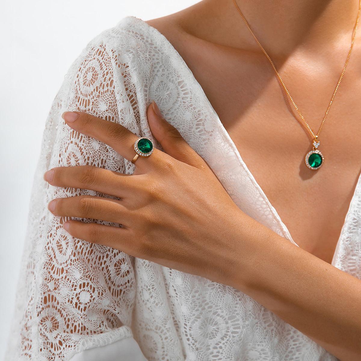 Fashion Simple Water Brick Round Emerald Jewelry Suit - Awesome Marketplace